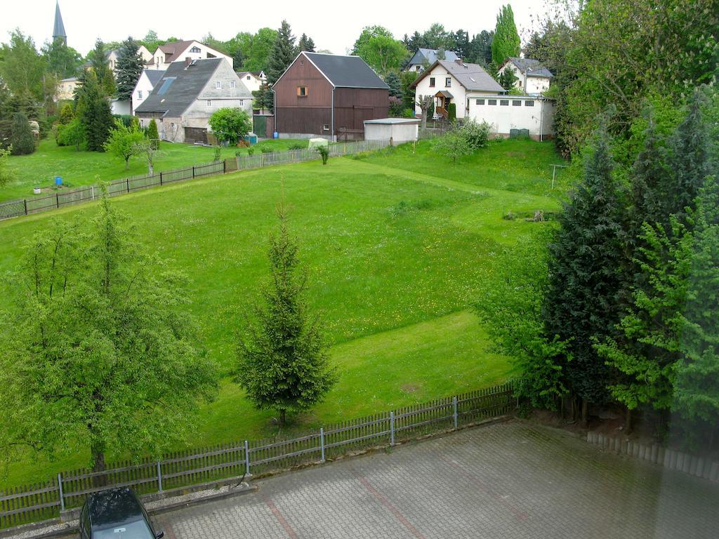 Landhotel Goldener Becher Limabach - Oberfrohna Habitación foto